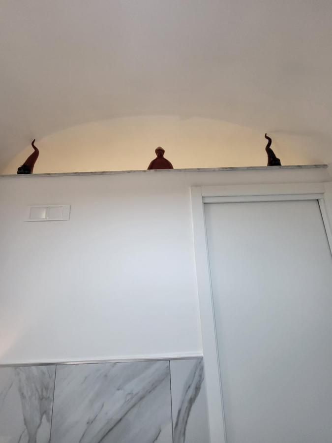 Casa Di Luciana A Santa Chiara 2 Appartamento