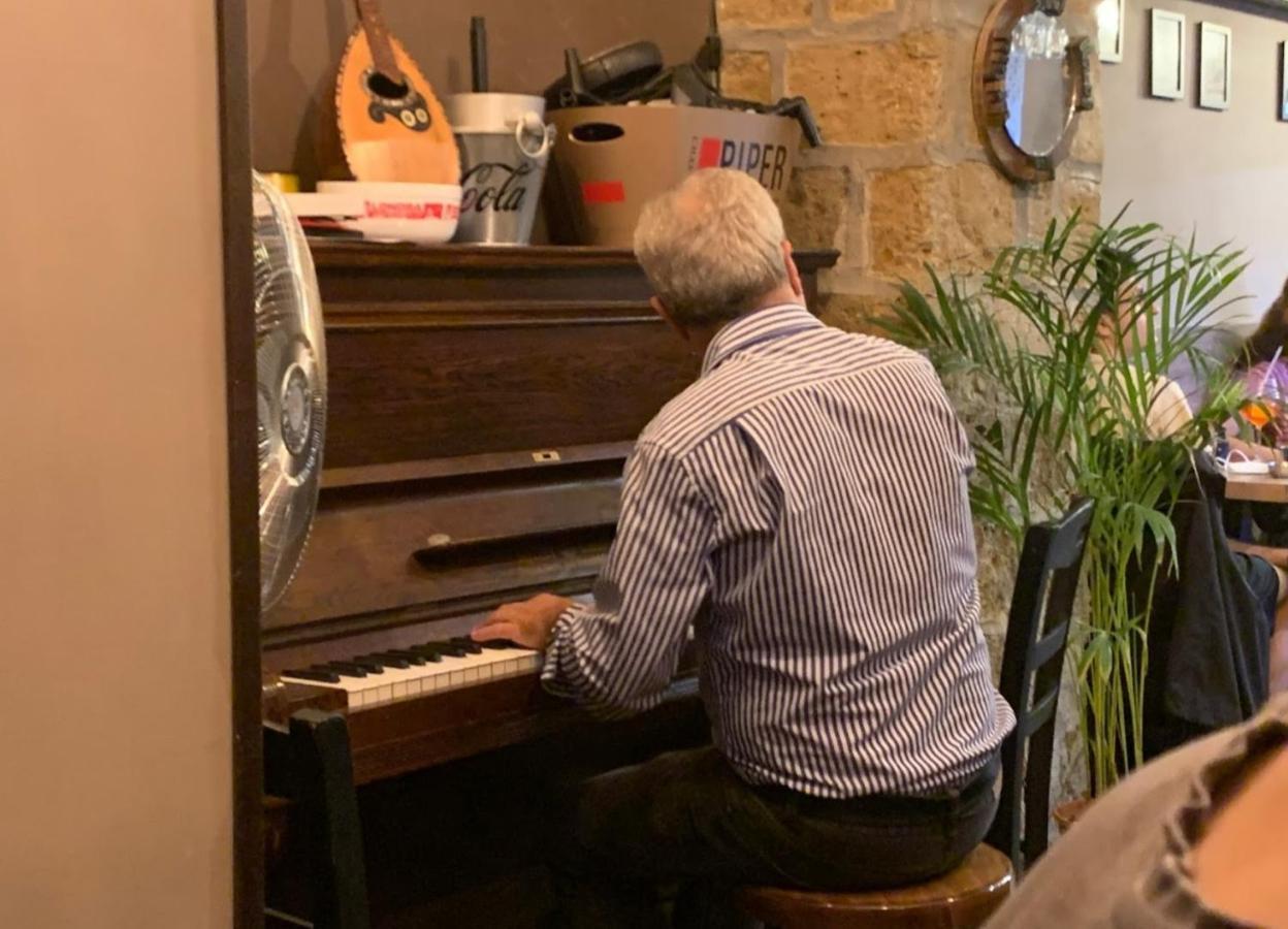 Appartamento Casa Di Luciana A Santa Chiara 2